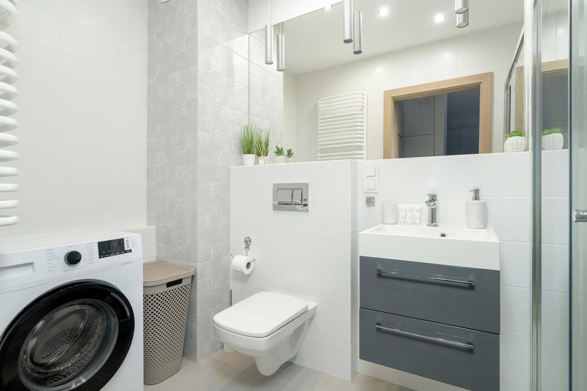 Jasny Blisko Lotniska Lawica W Poznaniu By Renters Познань